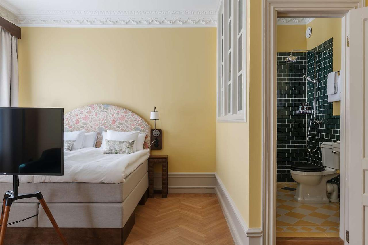 Ruth, Worldhotels Crafted Hotel 4*