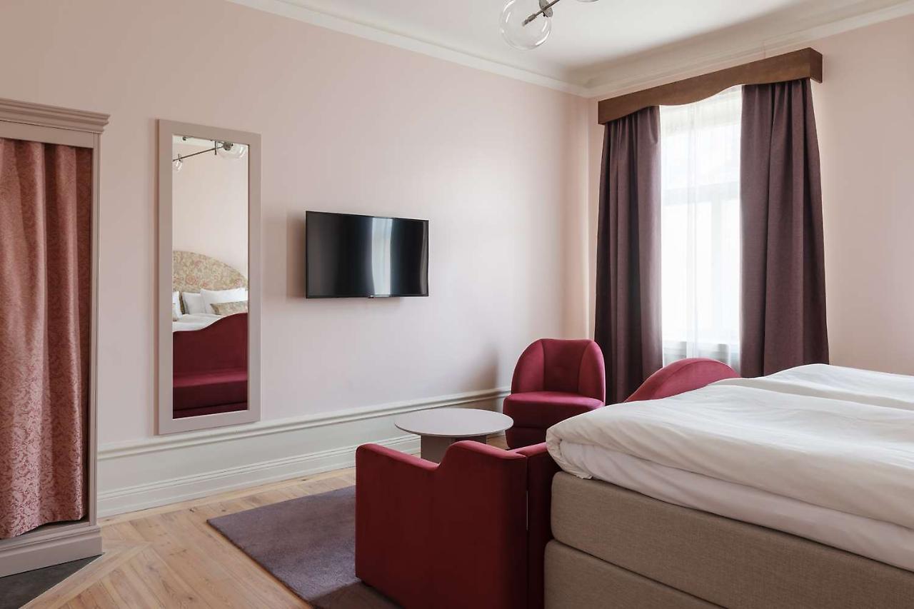 Ruth, Worldhotels Crafted Hotel